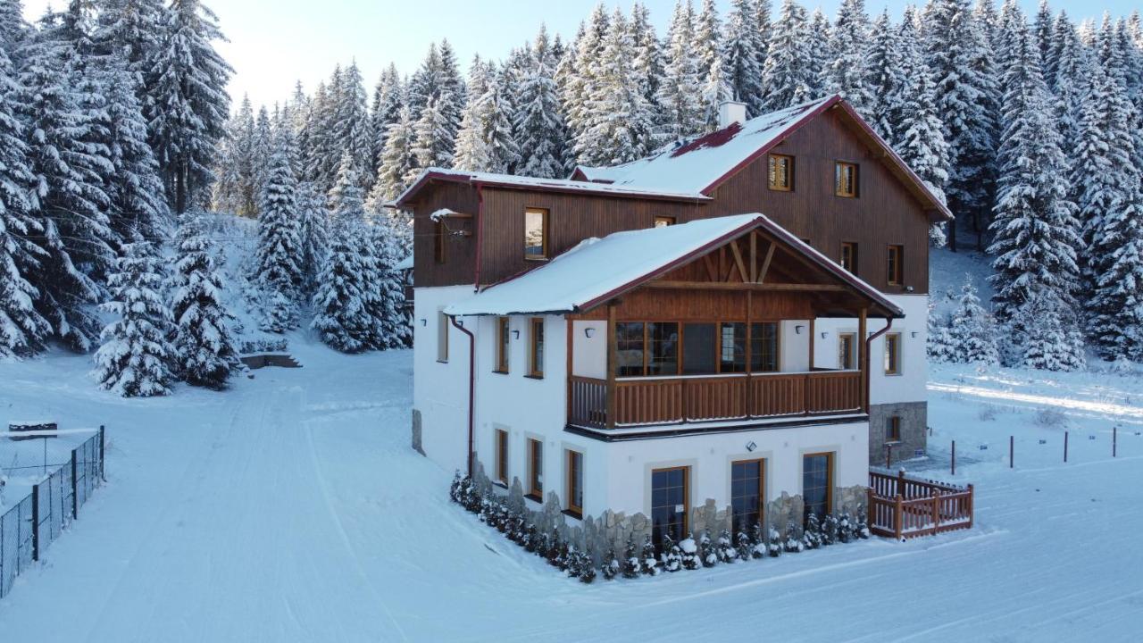 Apartment Hugo Blatna Horni Blatna